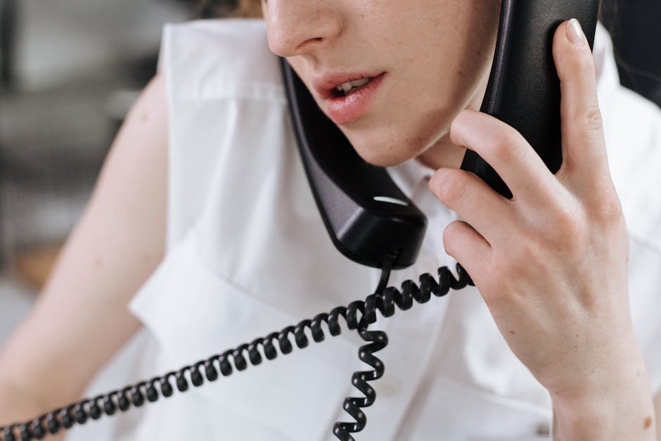 AI Voice Cloning Scams 2026: Hackers Need Just 3 Seconds of Audio to Fake Your Family Member's Voice — Here's How to Stop Them
