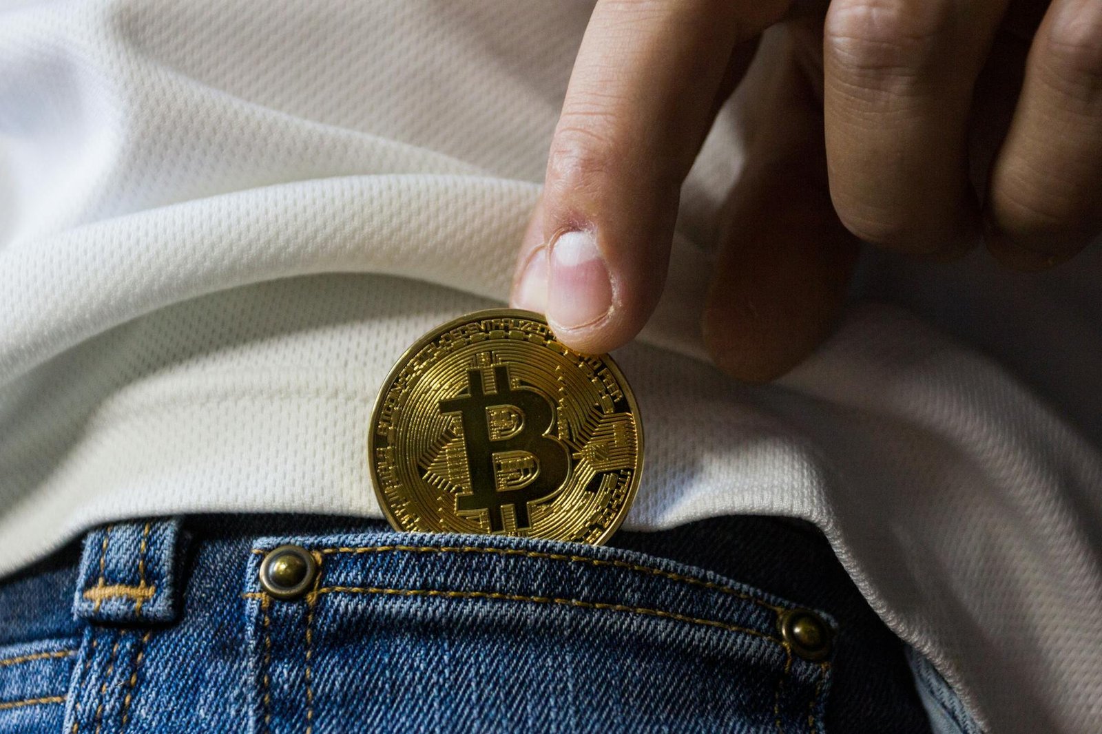 Approval Phishing in 2026: How One Click on a Fake DApp Drains Your Crypto Wallet (Operation Atlantic Lessons)